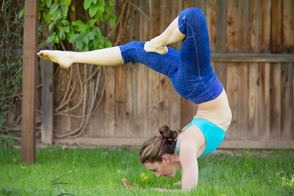 jaclyn-hughes-yoga-fitness-instructor-health-blogger-nutritionist-lifestyle-019
