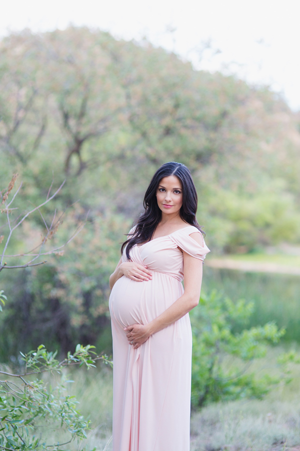 diana-elizabeth-photography-brenna-heater-baby-girl-maternity-prescott-phoenix-arizona-maternity-photographer-forest-woods-free-people-romantic-pink-maternity-dress015