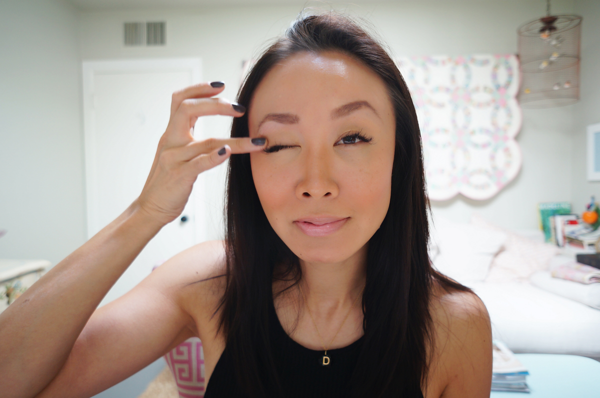 loreal-all-about-eyes-tutorial-lashes-eyeliner-basic-face-2