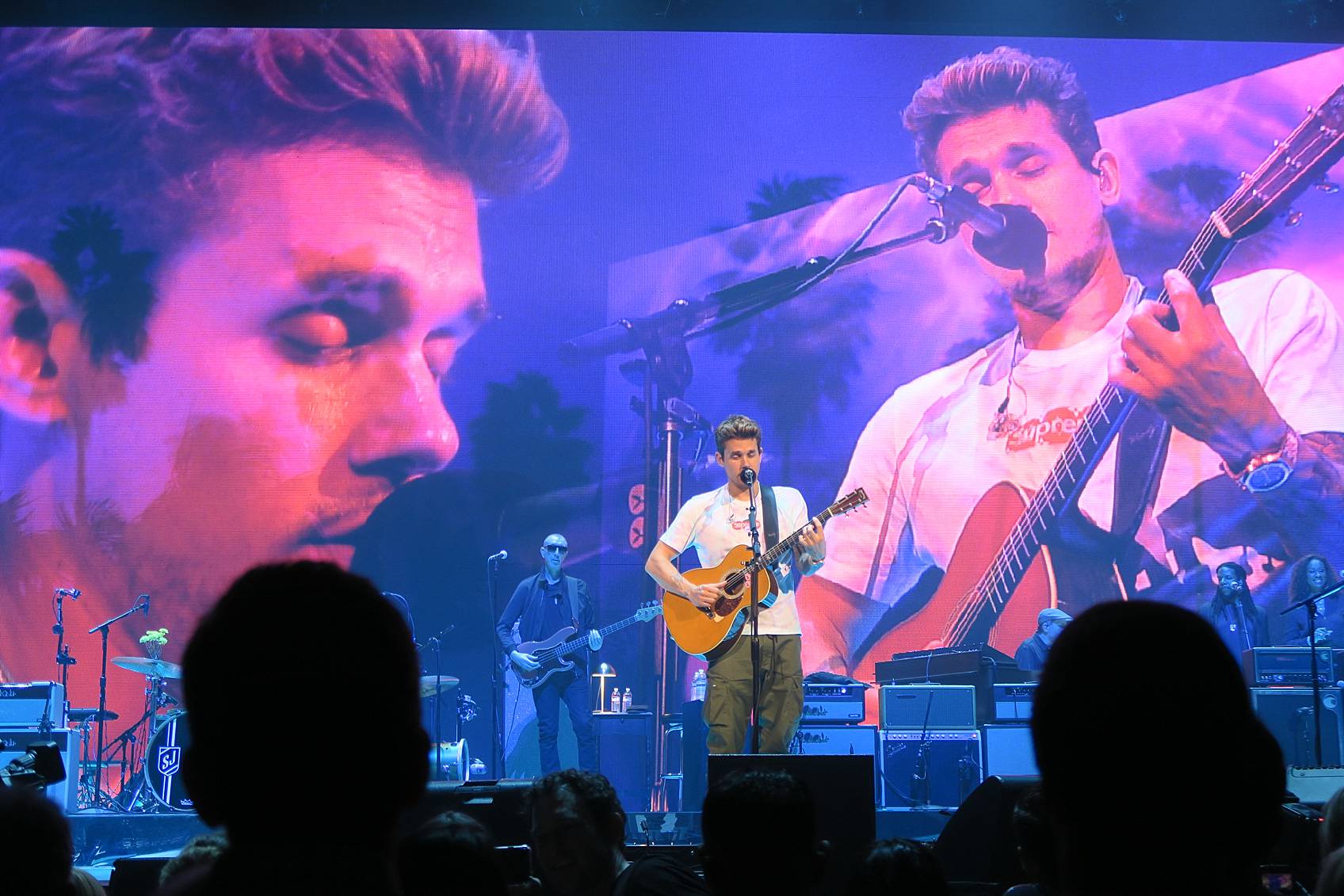 John Mayer performing in Phoenix on stage for his The Search for Everything Tour several spotlights on him