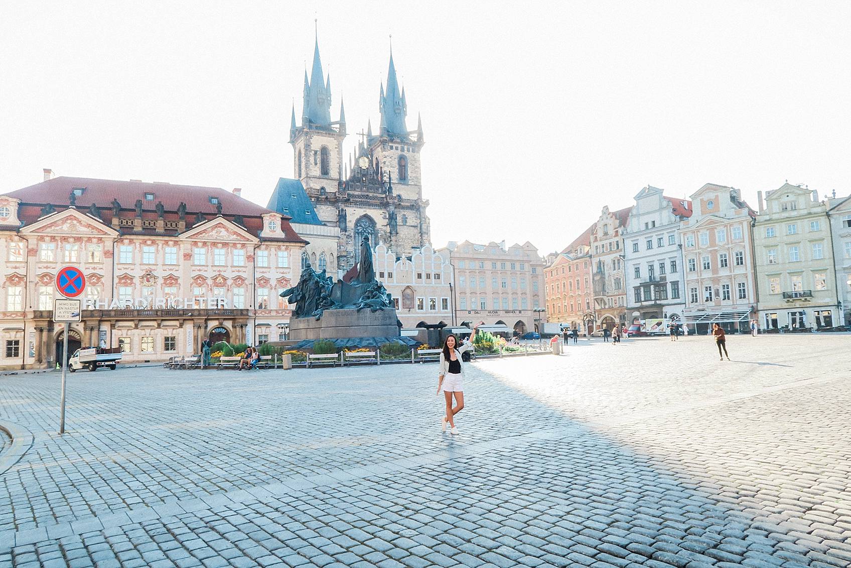 Photo guide to Prague: Old town square 