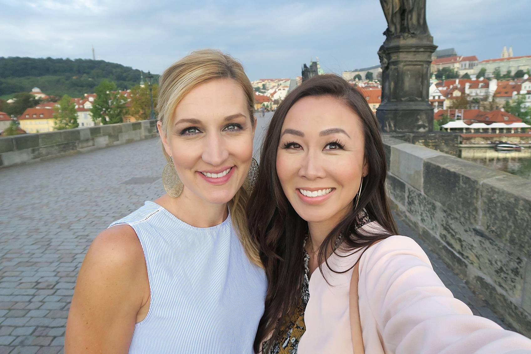 Diana Elizabeth selfie with best friend Michelle on Charles Bridge in Prague