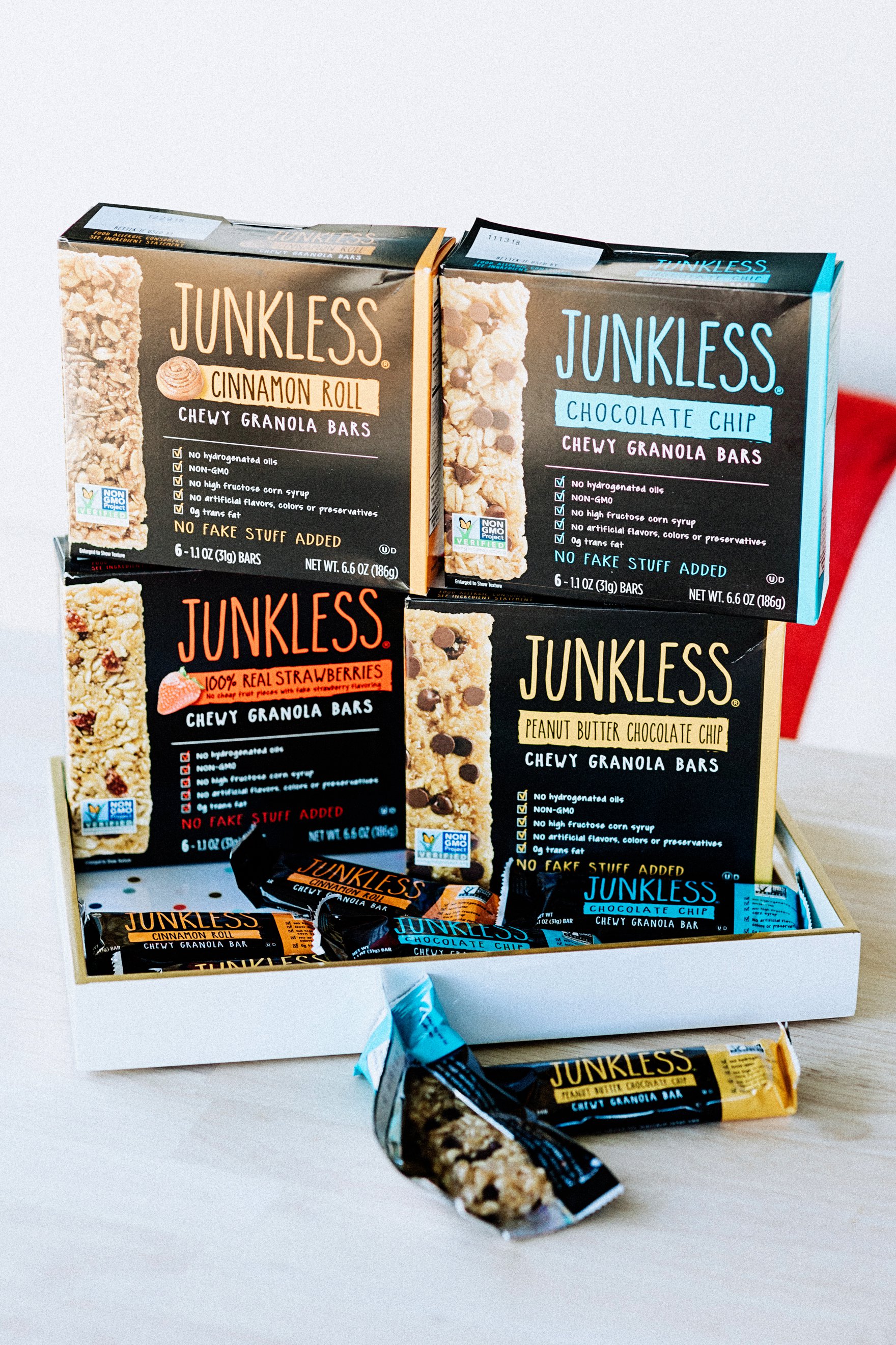 JUNKLESS Chewy Granola Bars