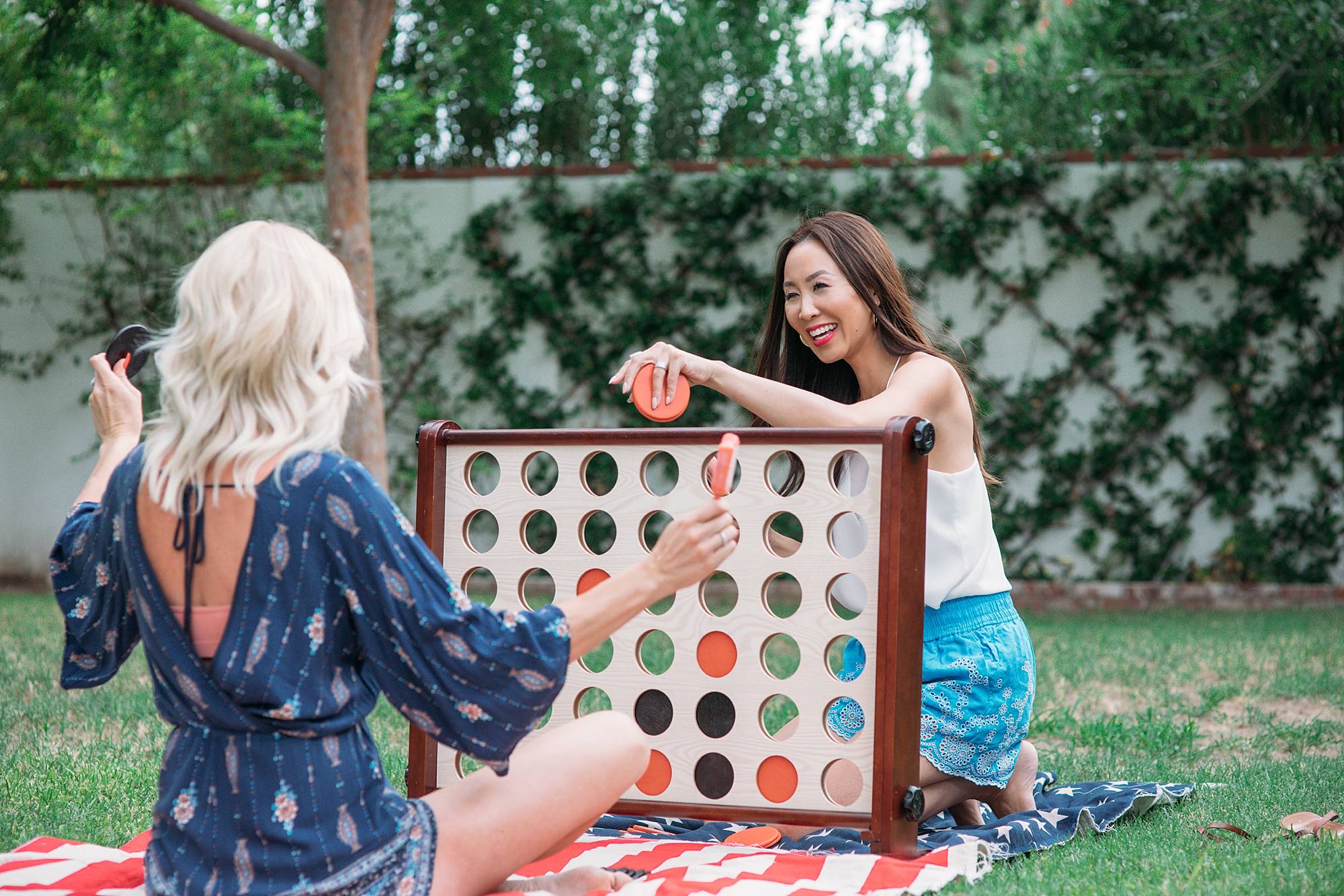  giant connect 4 in-a-row game for summer fun lawn game beach