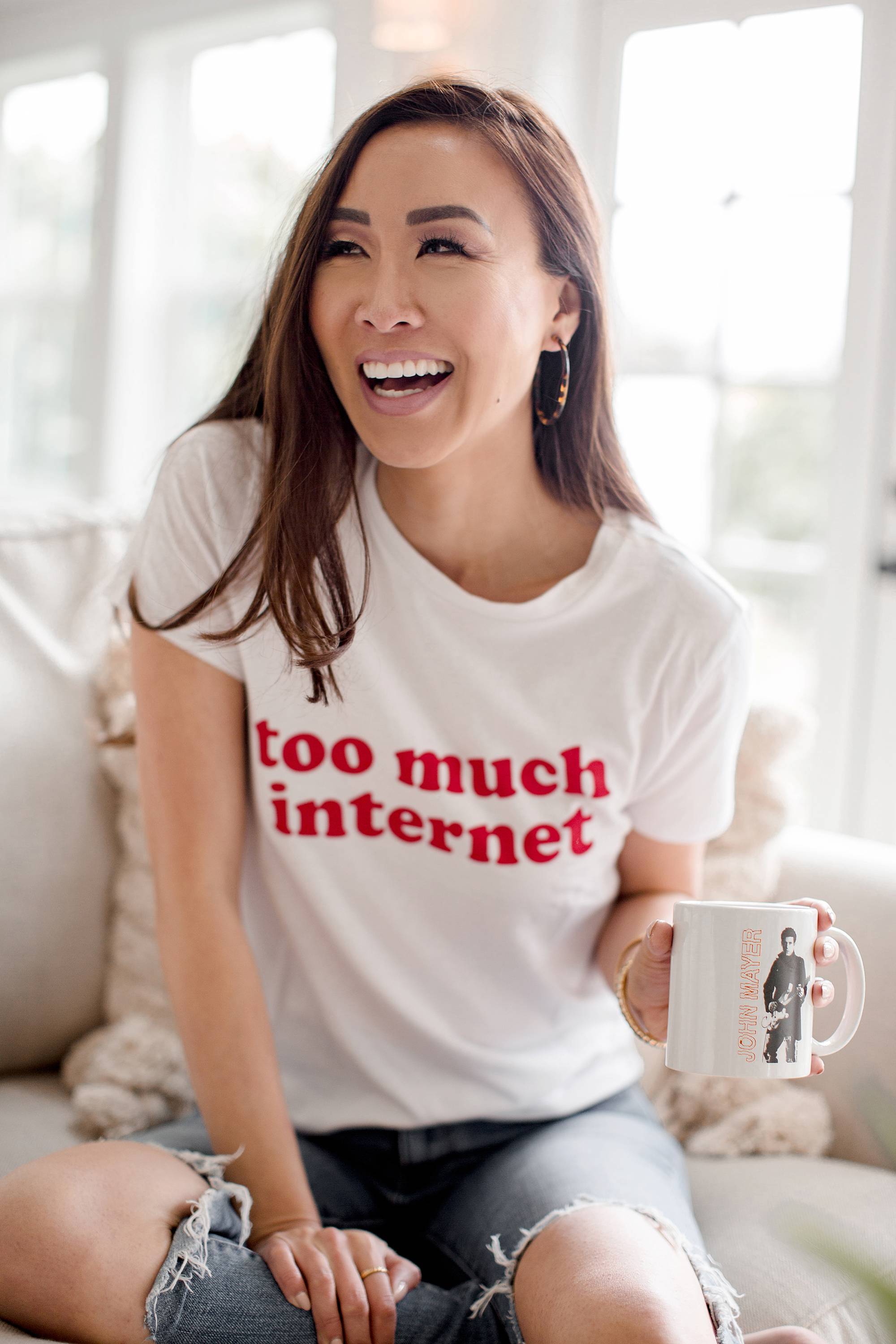 too much internet shirt on blogger Diana elizabeth