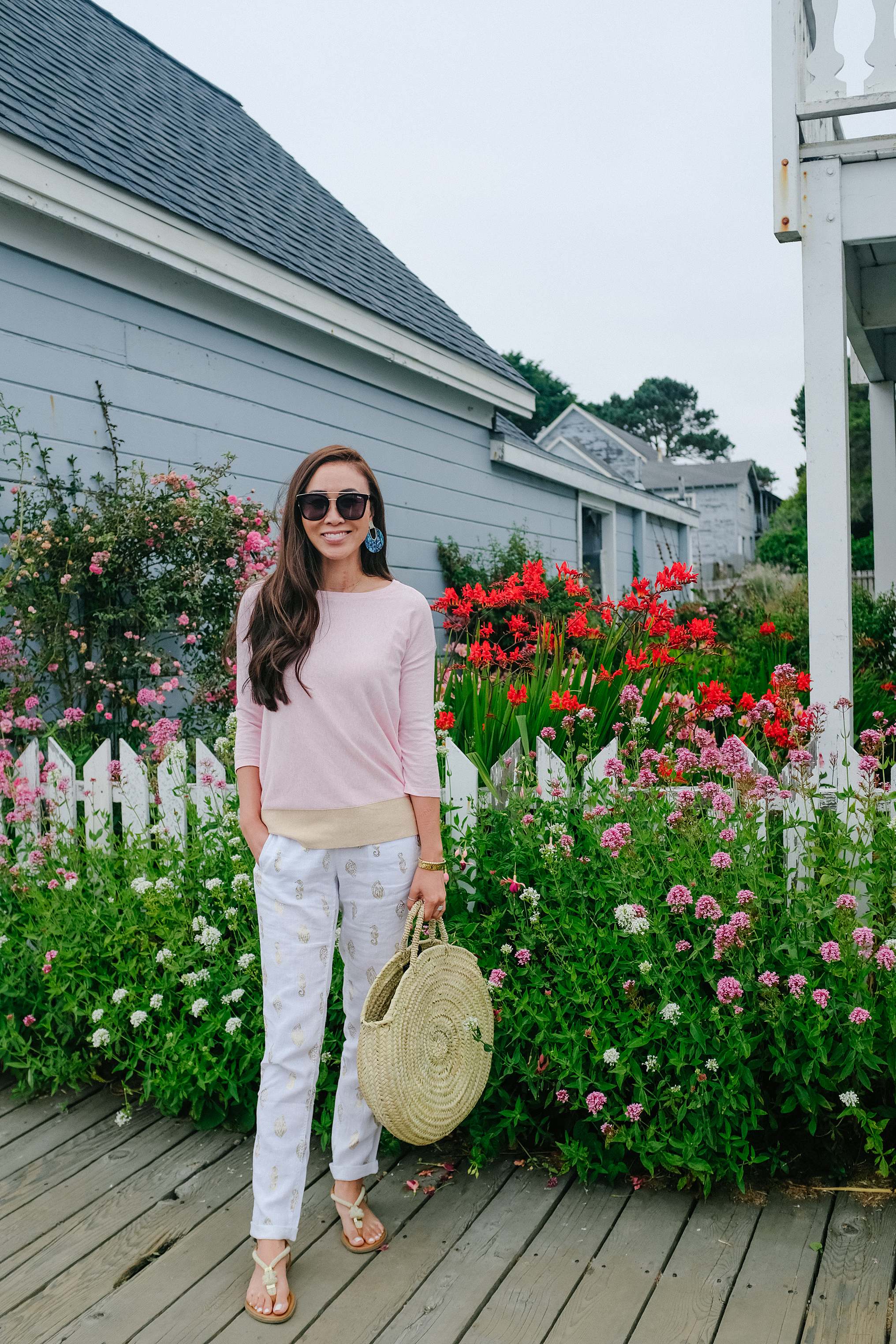 Lilly Pulitzer outfit seashell linen pants