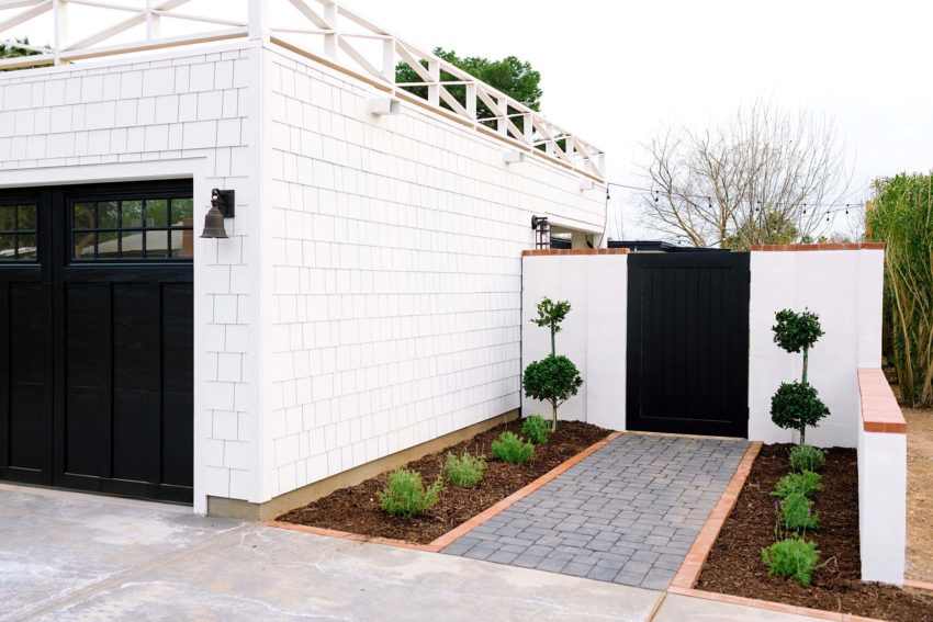 front yard gate side of flat roof garage fiber cement shake traditional black and white home garage - arizona phoenix blogger home blog Diana Elizabeth