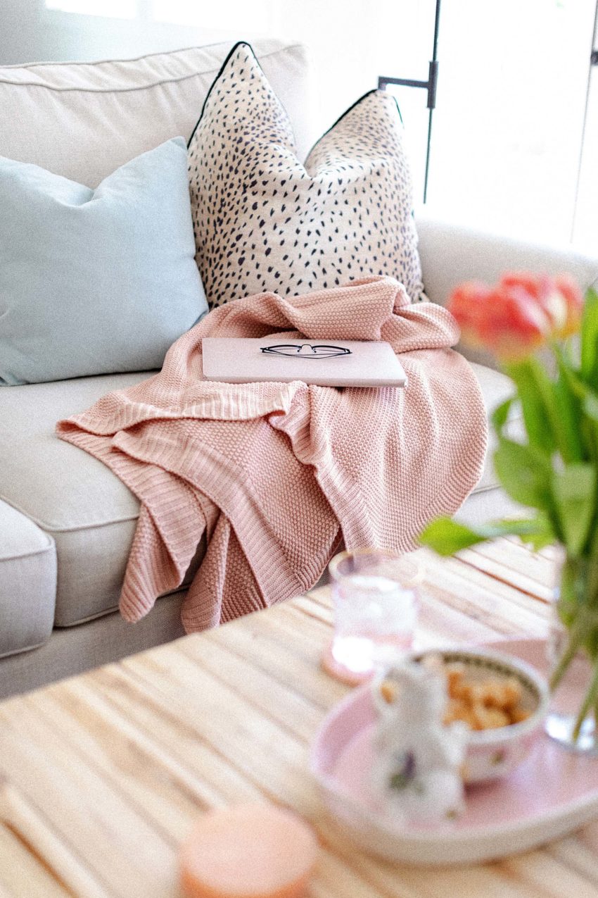 pink throw - lifestyle blogger Diana Elizabeth traditional home blog