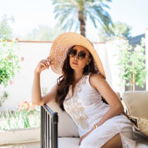 CARLOTTA MAXI DRESS Lilly Pulitzer white resort dress wide Brim straw hat // lifestyle blogger Diana Elizabeth