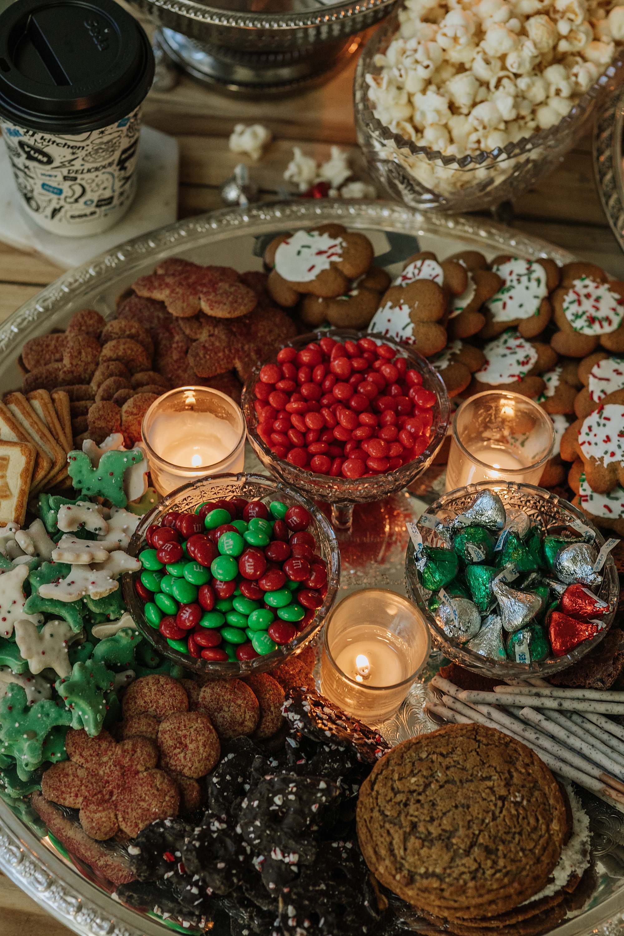 christmas holiday hot cocoa snack board how to