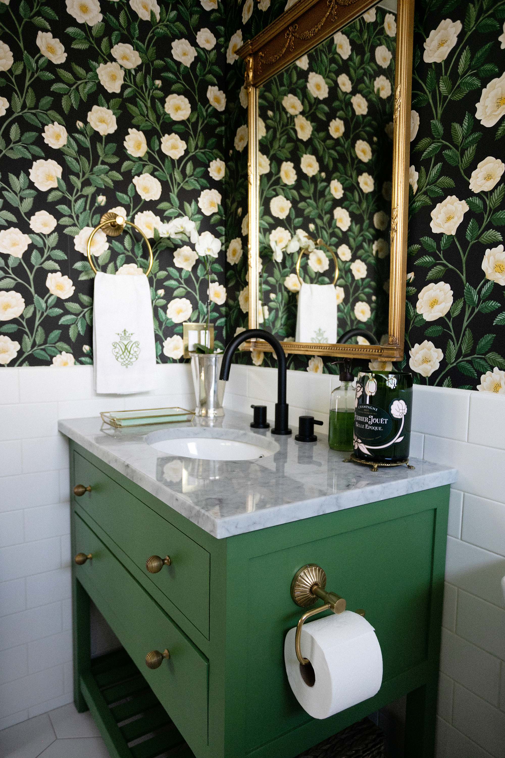 Cole and son Hampton wallpapers green and black powder bathroom
