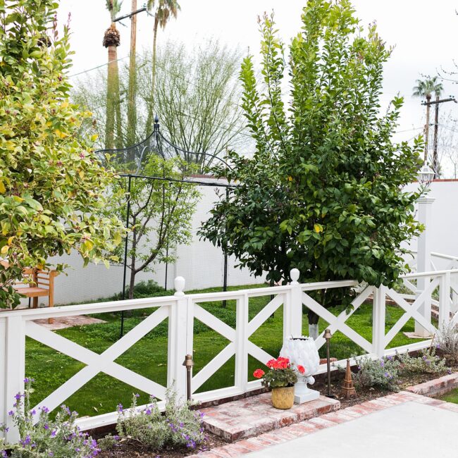orchard fence ideas how to transition from farmhouse decor to traditional touches