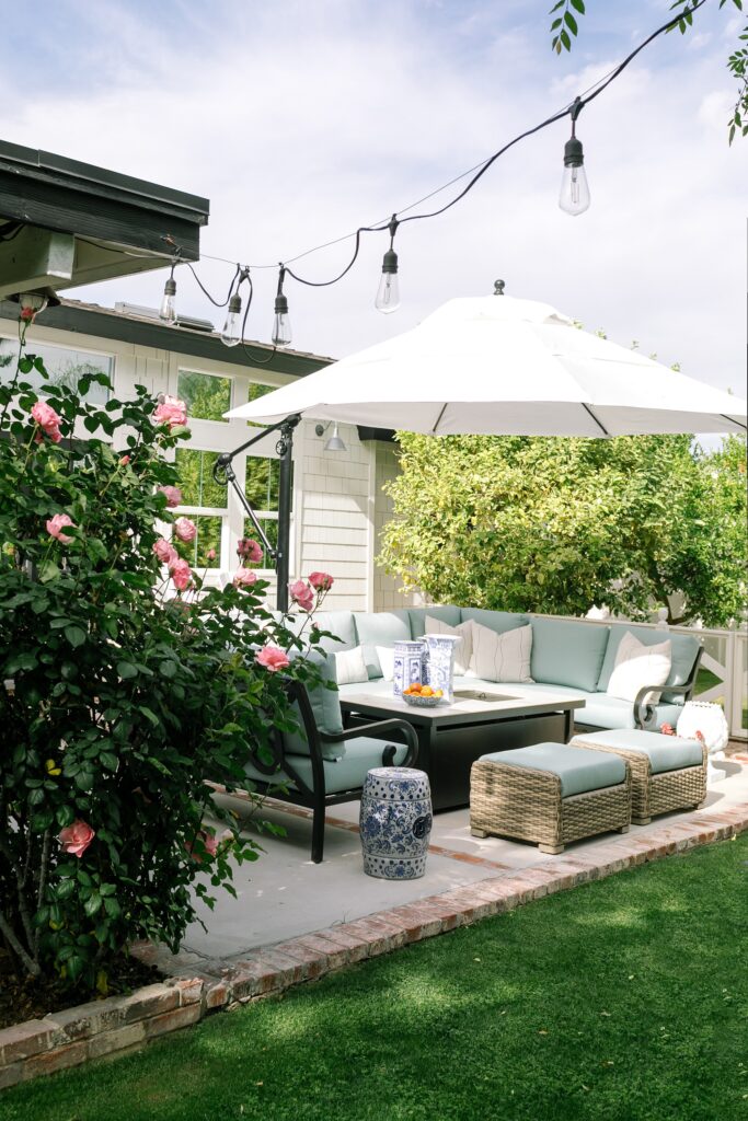 Spring backyard in bloom, phoenix Arizona garden lifestyle blogger Diana Elizabeth // pink roses Queen Elizabeth