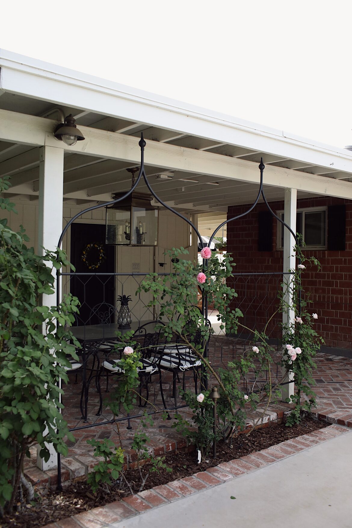 Creating a European-Inspired Garden with Arches and Trellis Screens